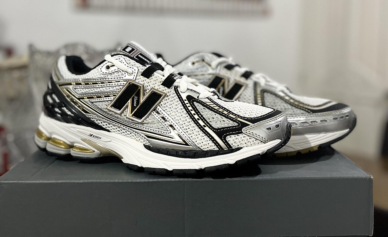 New Balance 1906R